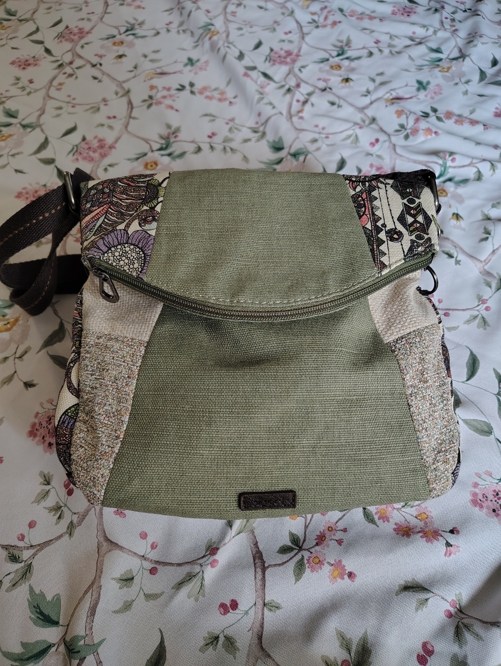 Sakroots Green Patterned Crossbody Shoulder Bag